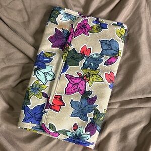 Vera Bradley Floral Canvas Makeup Brush travel case